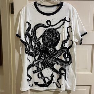 Octopus Print Tee